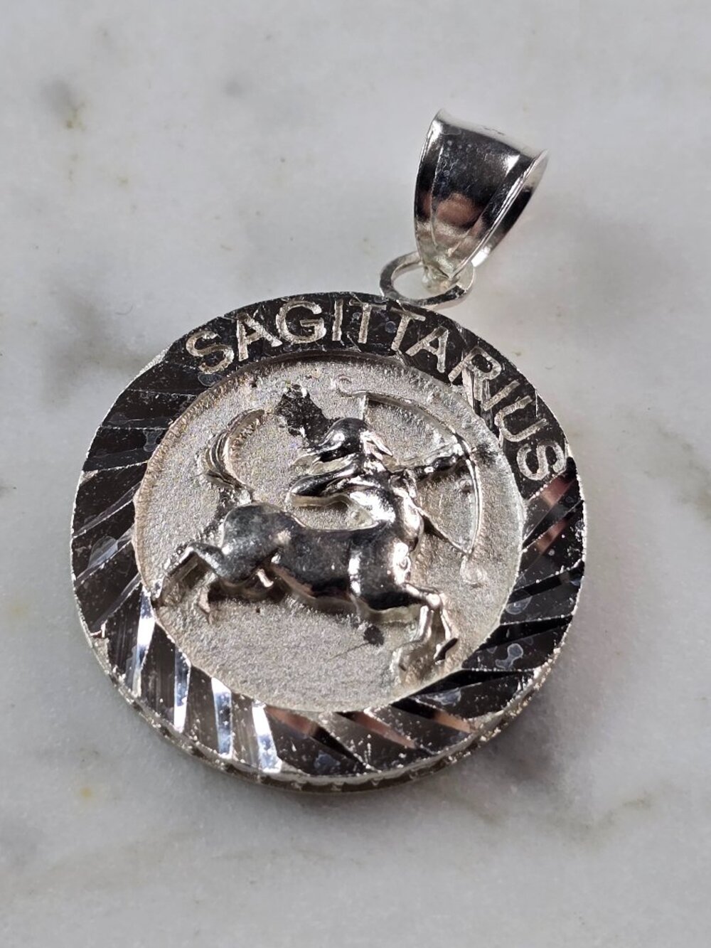 Womens Vintage Estate Sterling Silver Zodiac Sagittarius Pendant 3.5g E5689